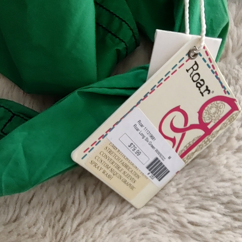 Green rhinestone sequenced roar button down - Picture 14 of 14